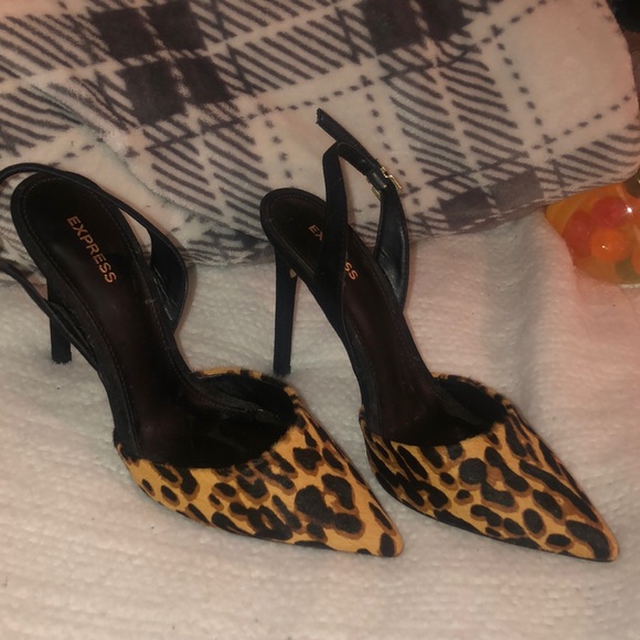Leopard print high heels - Picture 3 of 3